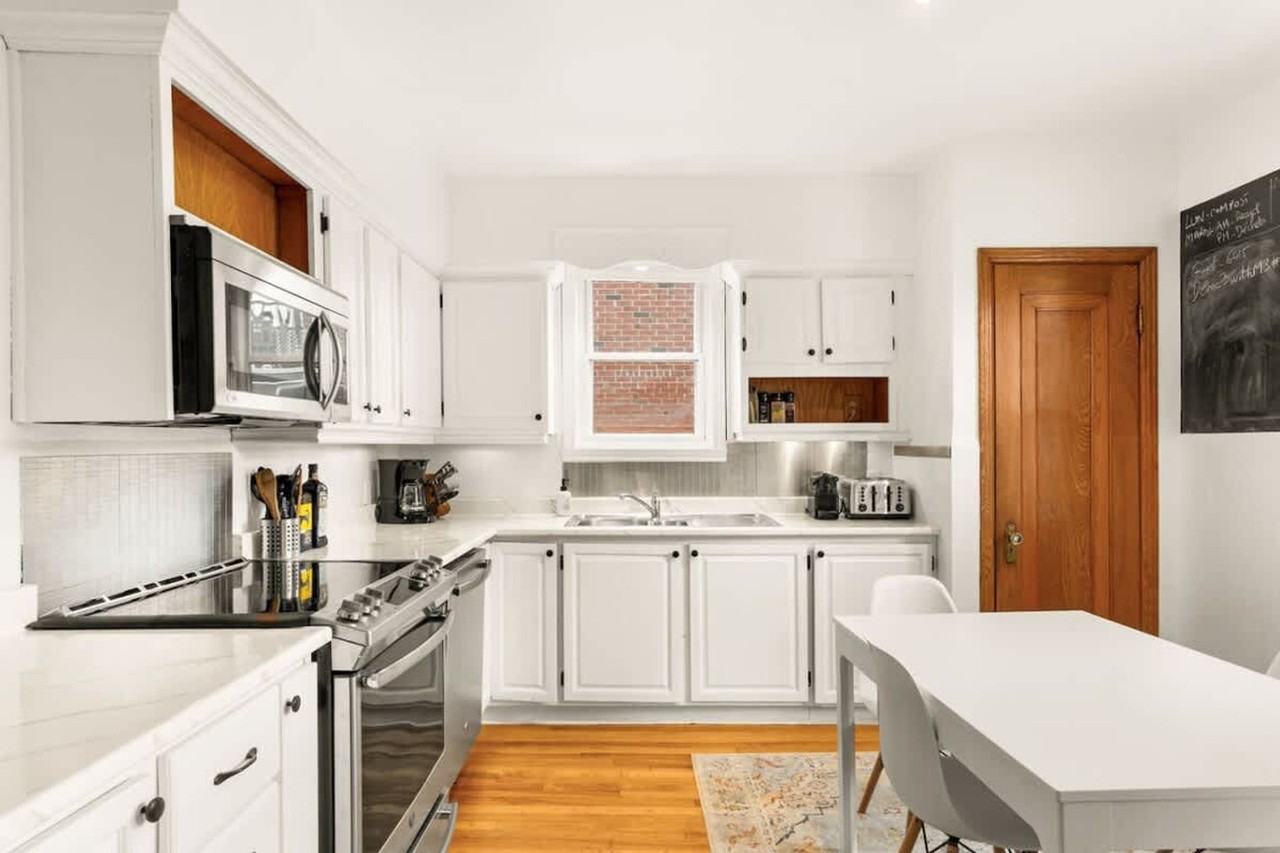 6402 10e Avenue #1543133P - Photo 6 of 24