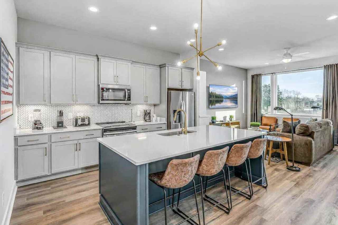 2133 24th Ave N #1051710P - Photo 5 of 25