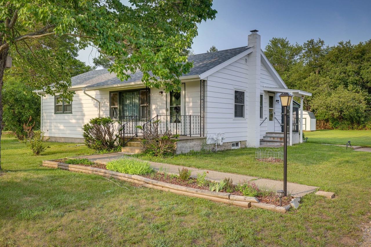 2 Deo St #1546340P - Photo 4 of 17