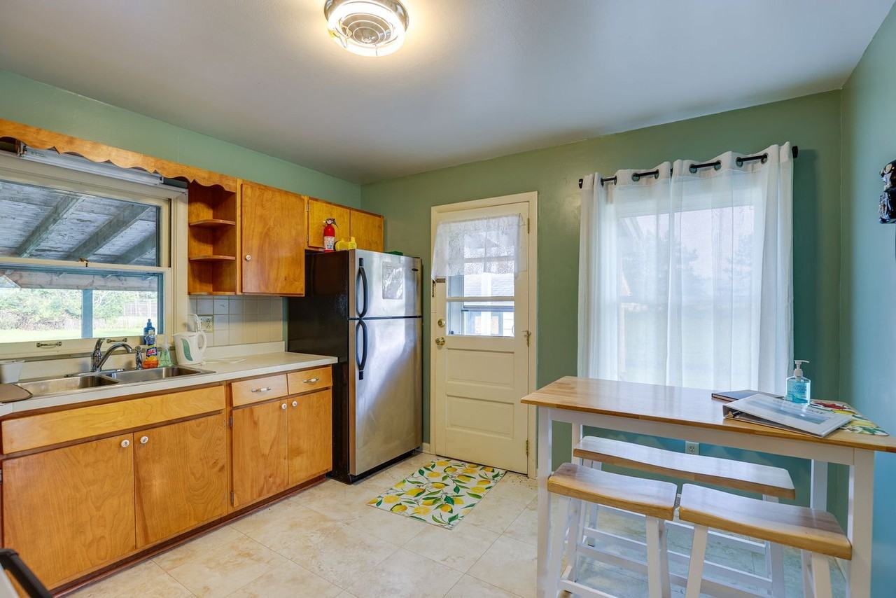 2 Deo St #1546340P - Photo 7 of 17