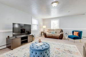featured image of 37 Bryn Mawr Ave