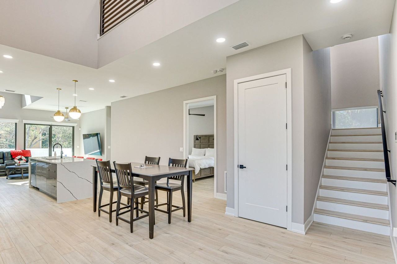 118 Via Madrid Dr #1546464P - Photo 5 of 20