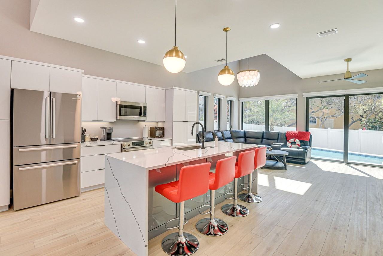 118 Via Madrid Dr #1546464P - Photo 6 of 20