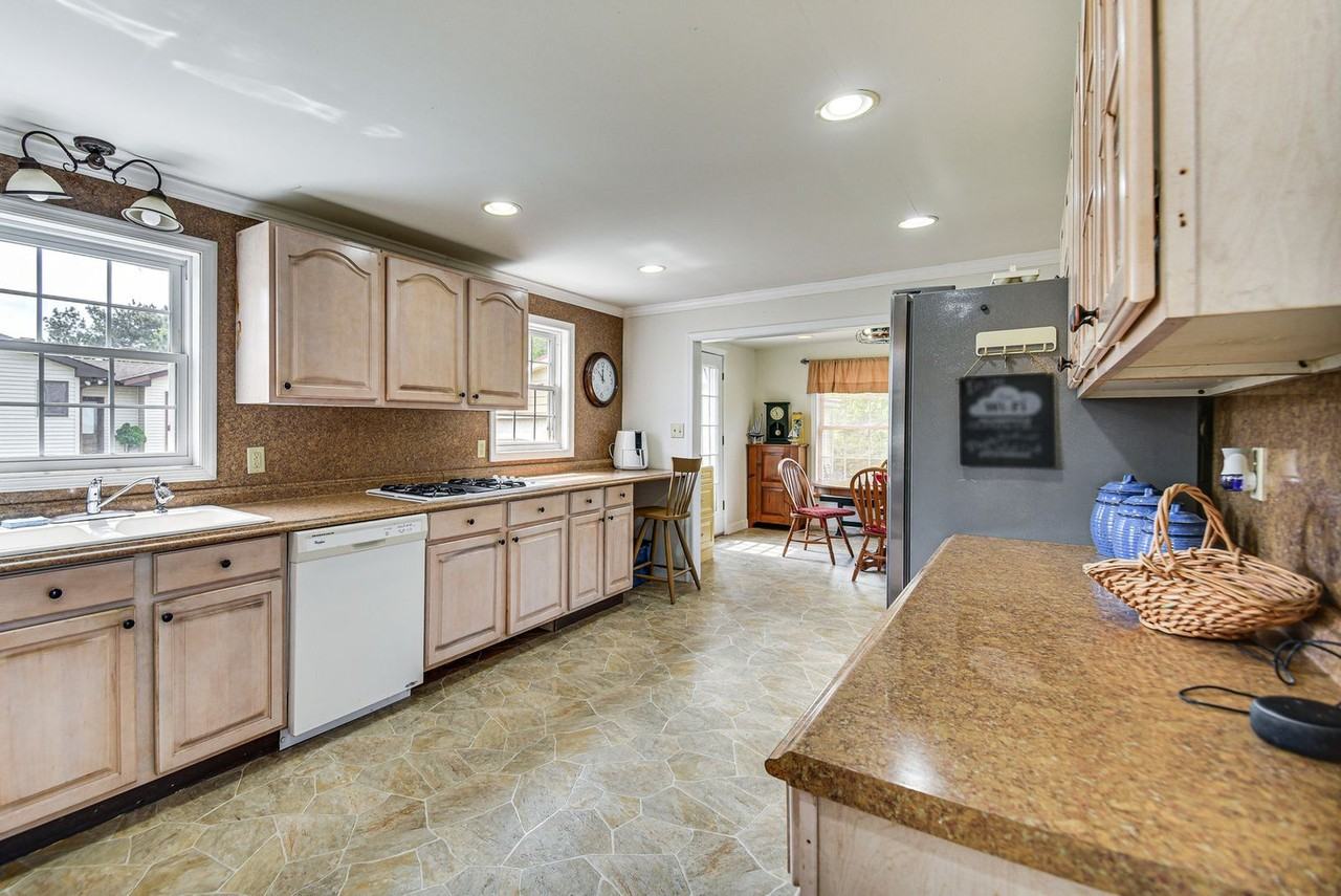 31345 Sunset Dr #1545759P - Photo 5 of 21