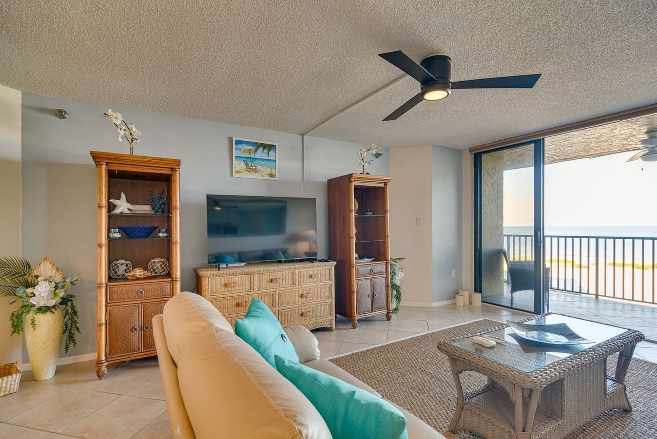 1290 Gulf Blvd #1546309P - Photo 2 of 19