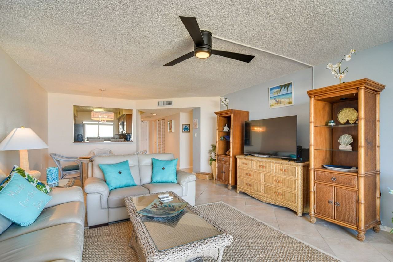 1290 Gulf Blvd #1546309P - Photo 3 of 19