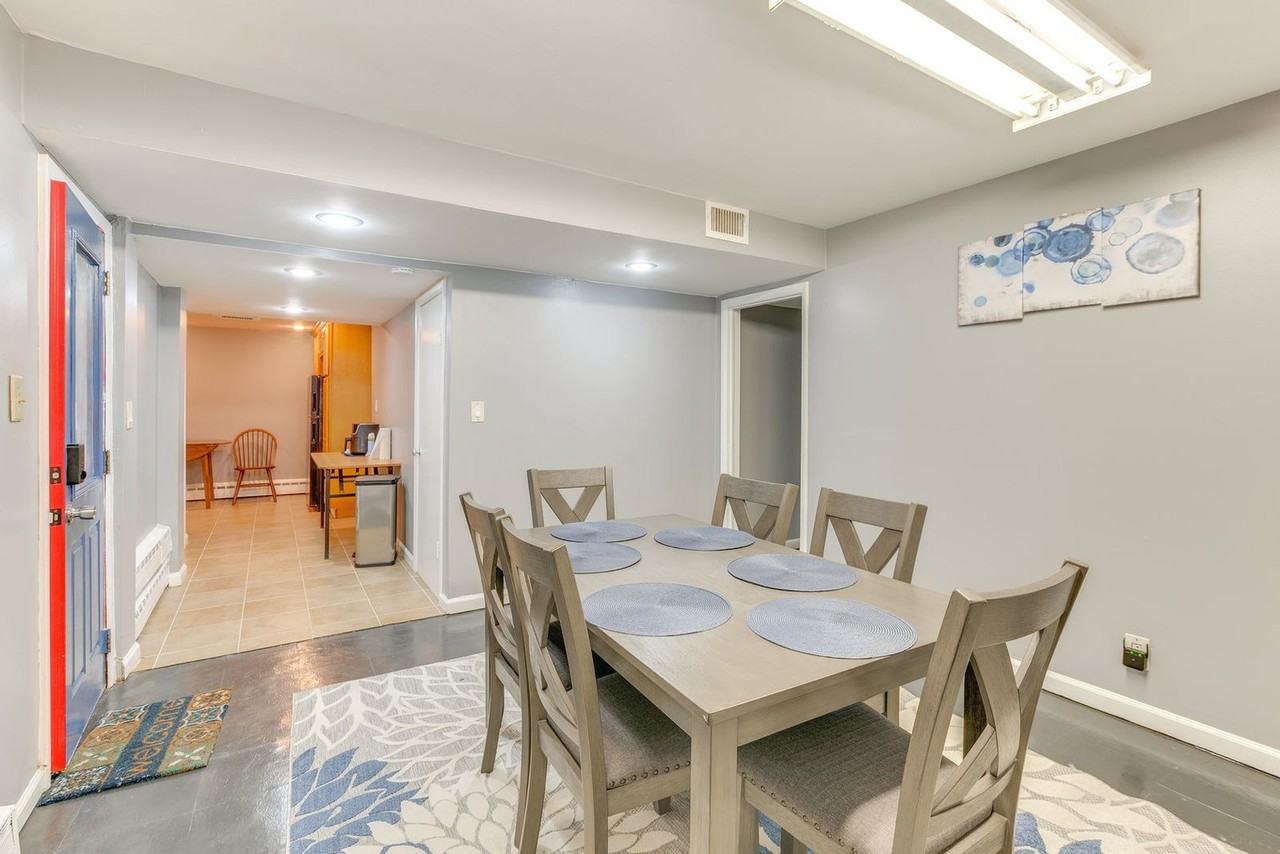 126 Gifford Ave #1546496P - Photo 6 of 17