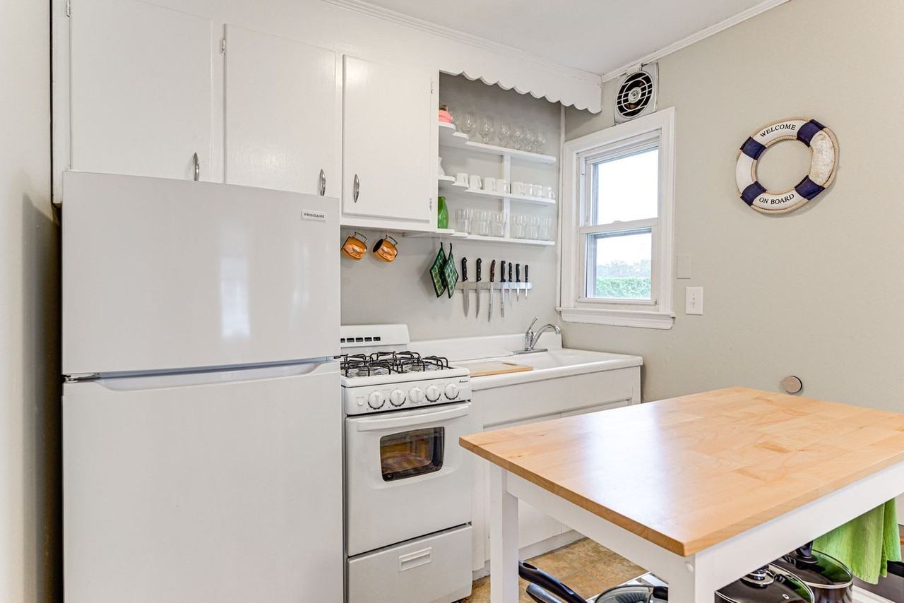 57 W End Ave #1546017P - Photo 6 of 18