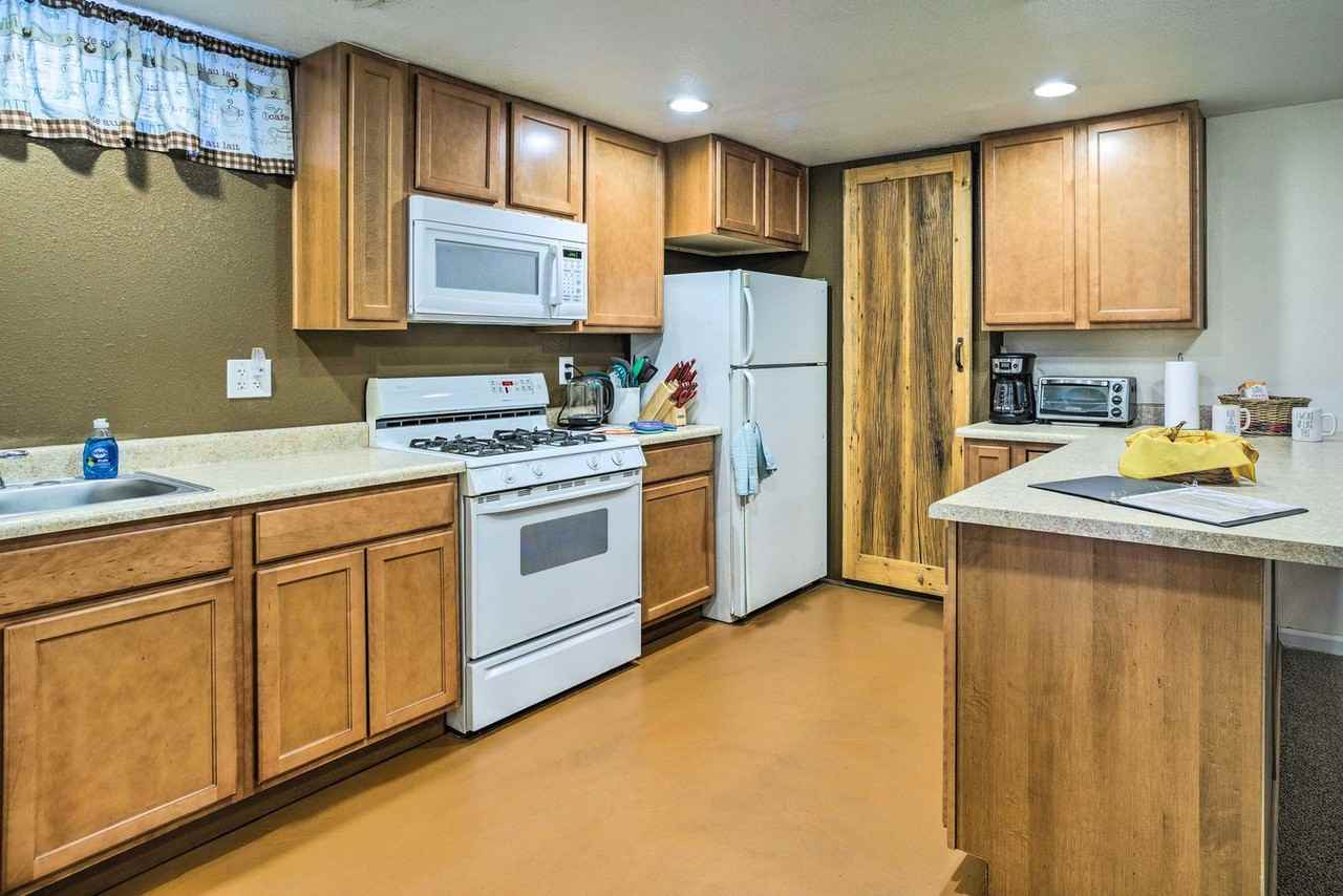 3560 Dahlia St #1546074P - Photo 7 of 18