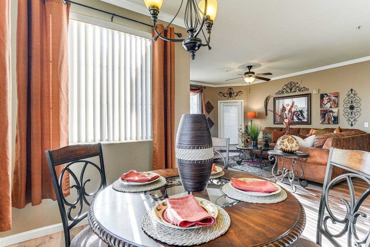 S Pierpont Dr #1545668P - Photo 6 of 21