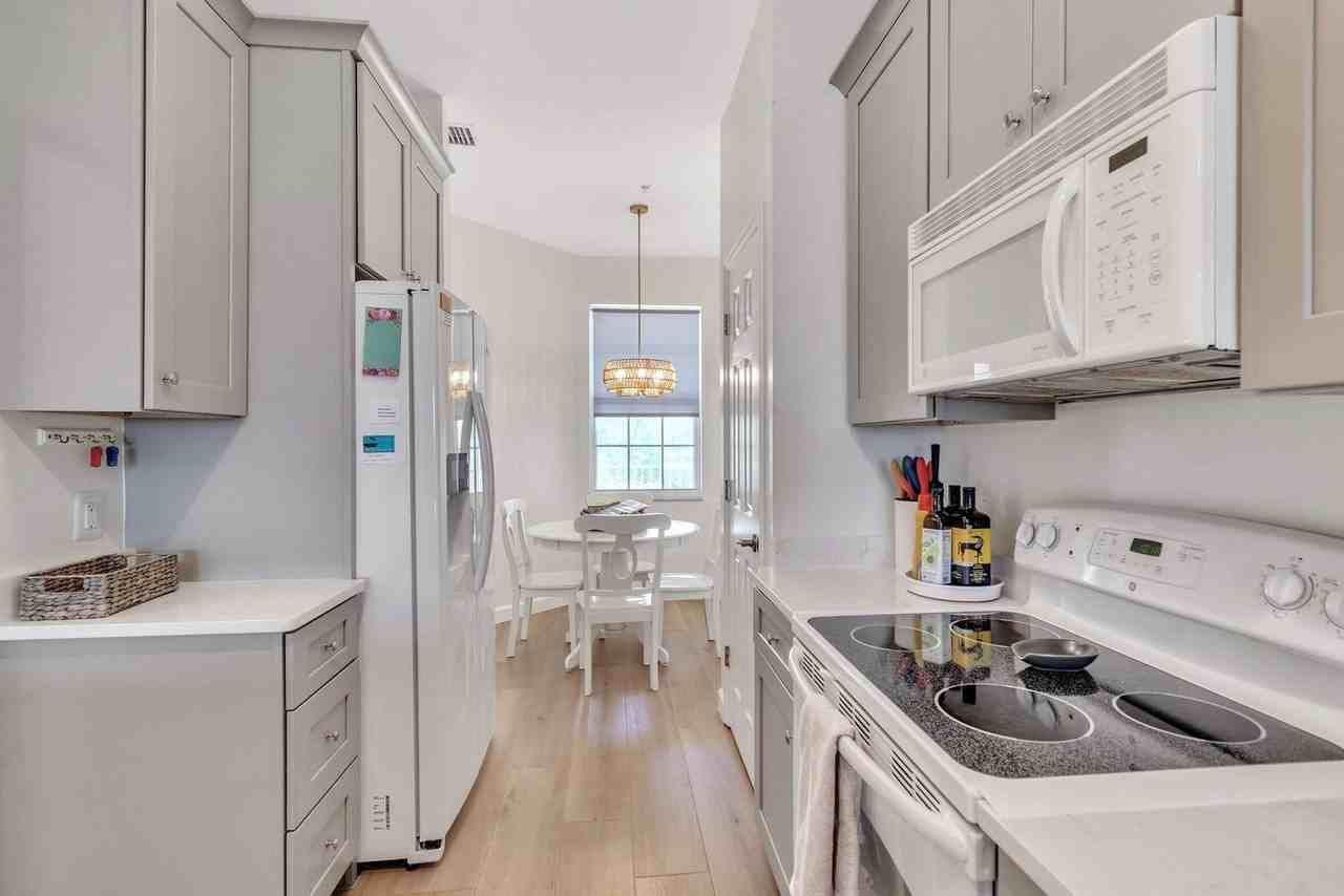 14320 Bristol Bay Pl #1546395P - Photo 6 of 24