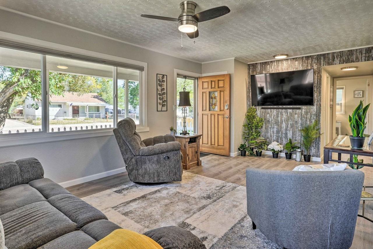 1217 Falcon Ave #1545931P - Photo 2 of 23