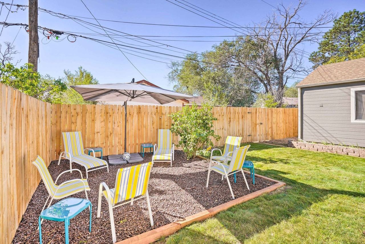 1217 Falcon Ave #1545931P - Photo 5 of 23