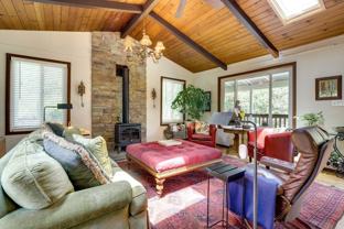 4460 Lakeside Rd - Photo 1 of 1