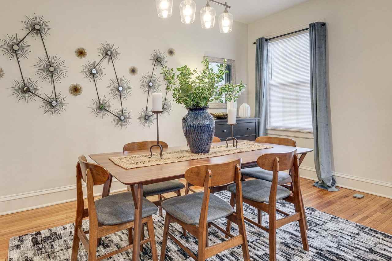 2312 Rosewood Ave #1545975P - Photo 5 of 25
