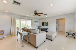 featured image of 1648 Idle Ln