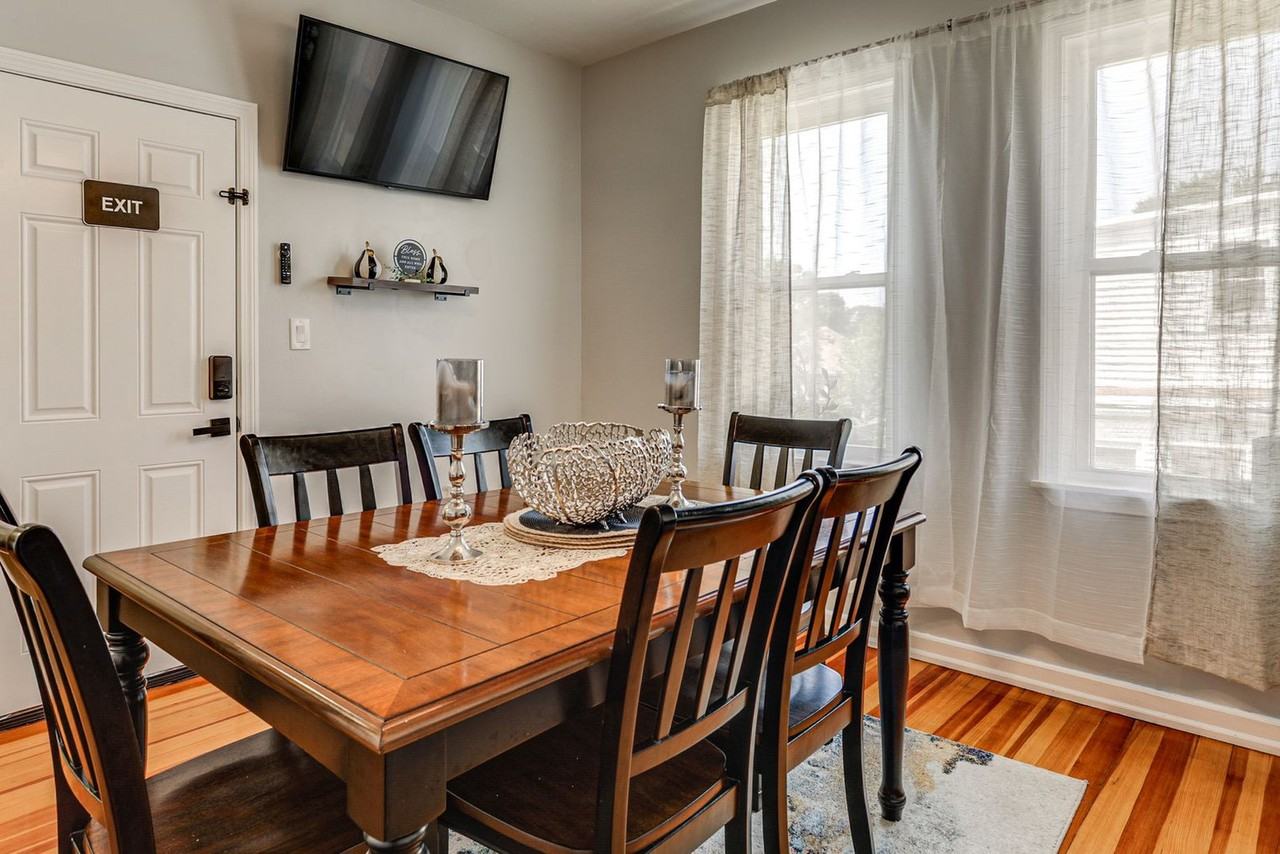 40 Tennis Rd #1546231P - Photo 6 of 19