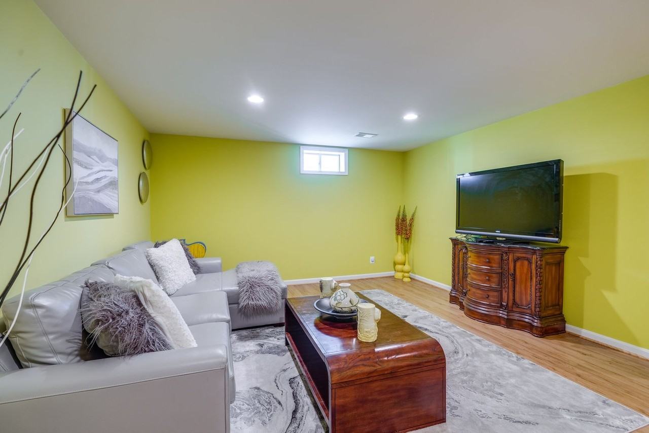8953 Birch Bay Cir #1546491P - Photo 2 of 16