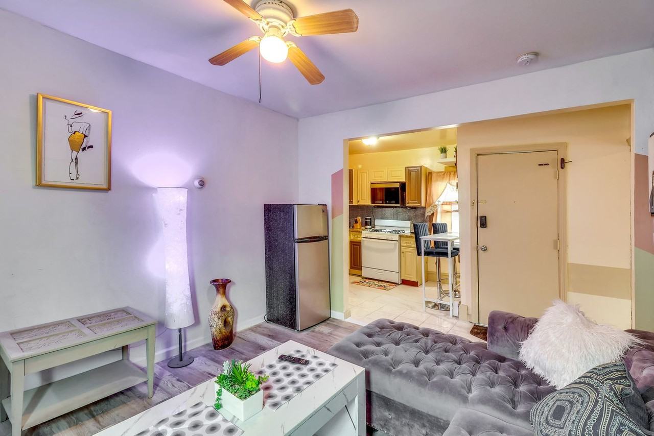 787 S 13th St #1546240P - Photo 4 of 15