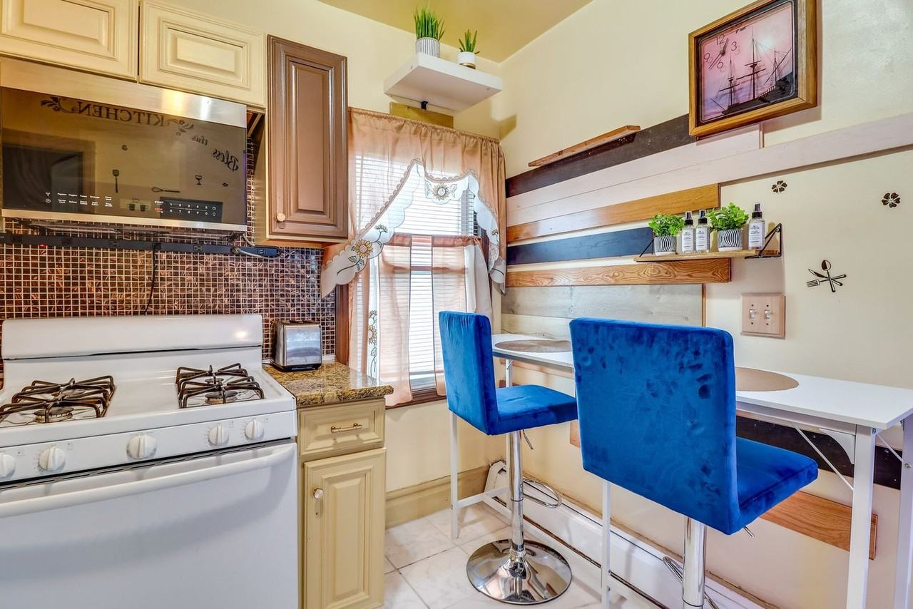 787 S 13th St #1546240P - Photo 6 of 15