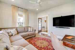 6127 Longwood Ave - Photo 1 of 1