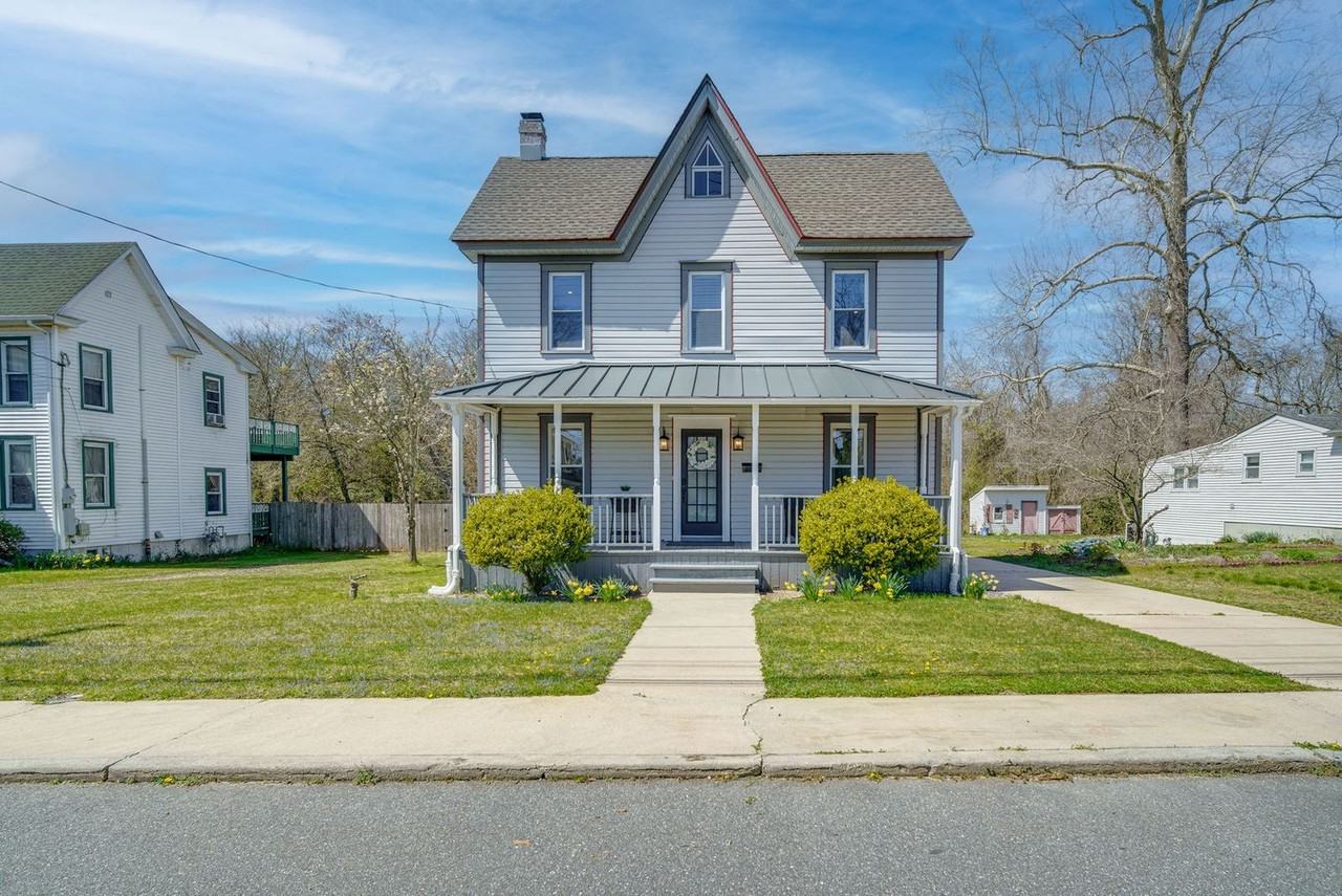 6127 Longwood Ave #1546000P - Photo 4 of 21