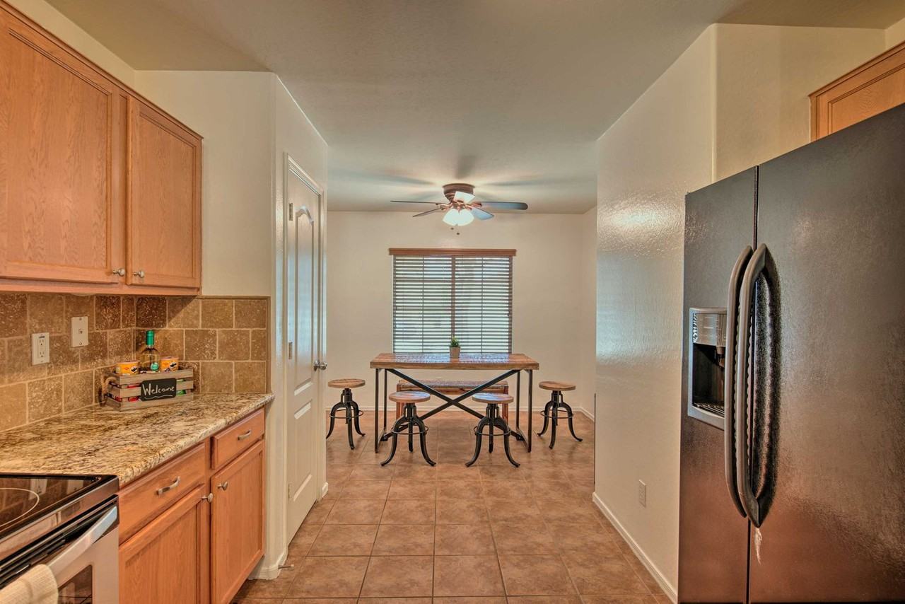 1021 S 167th Ln #1545875P - Photo 6 of 19