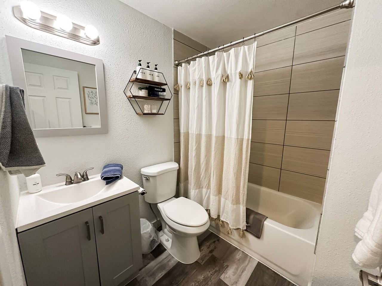 9401 W Edna St #1547112P - Photo 5 of 17