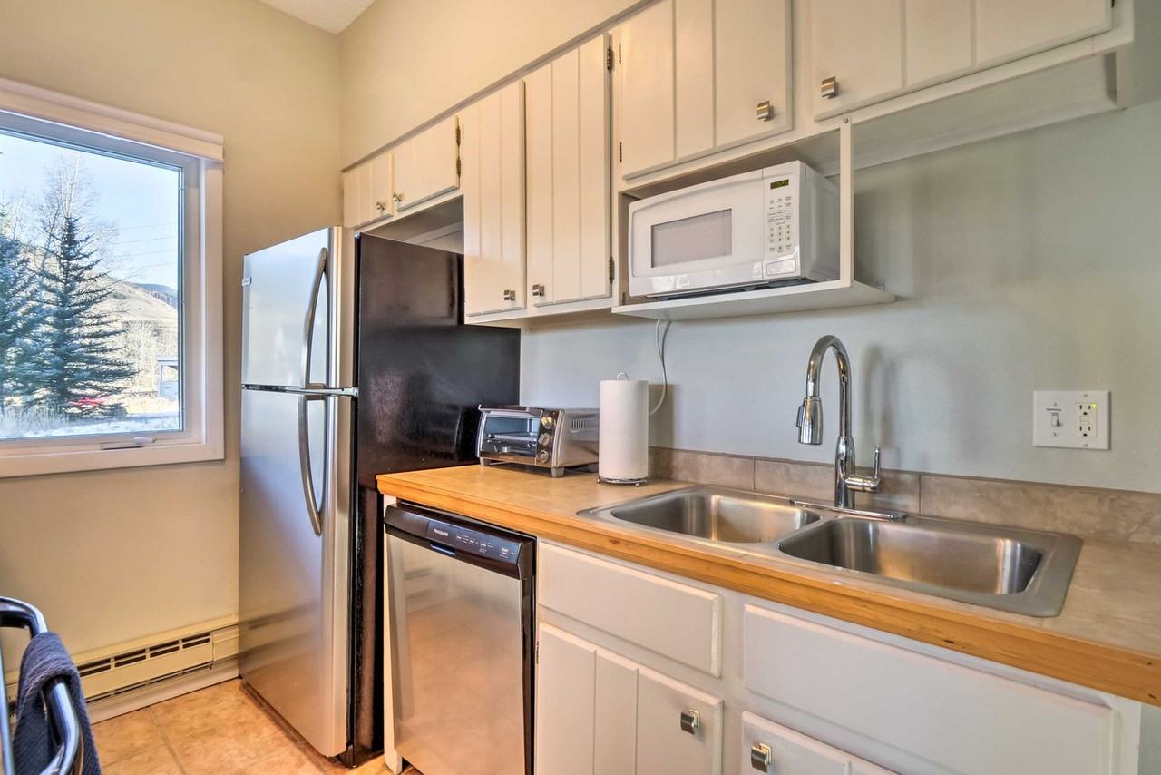 14 Cove Blvd #1546299P - Photo 7 of 14