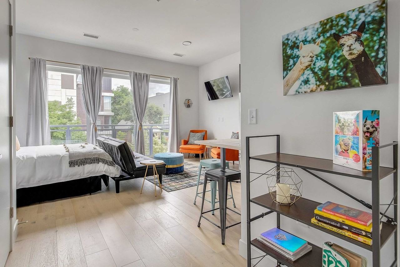 2550 Lawrence St #1545729P - Photo 4 of 14