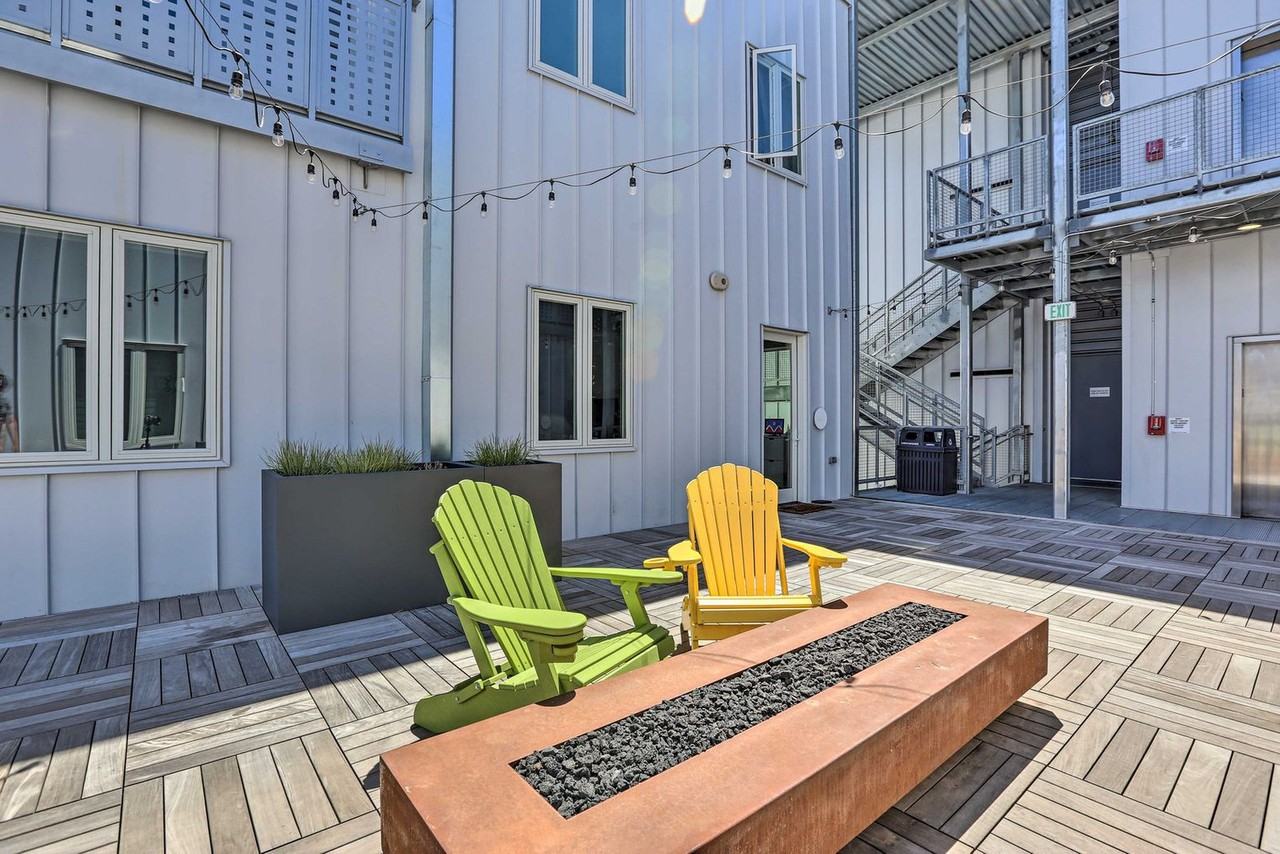 2550 Lawrence St #1545729P - Photo 5 of 14