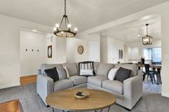 902 W Stanhope St - Photo 1 of 1