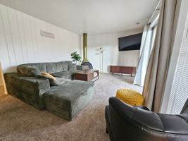 featured image of 925 N 9th St