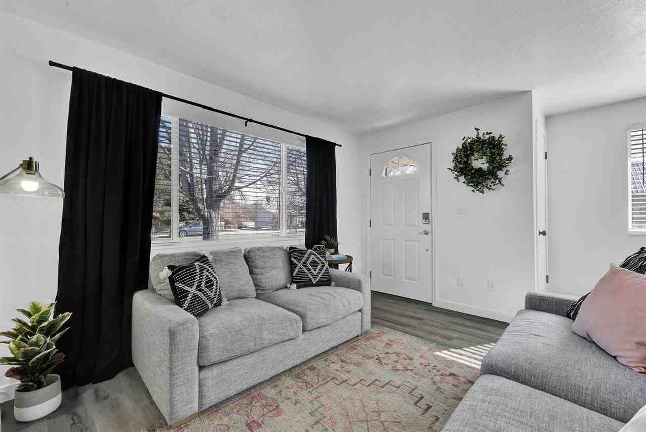 2113 S Owyhee St #1547104P - Photo 4 of 18