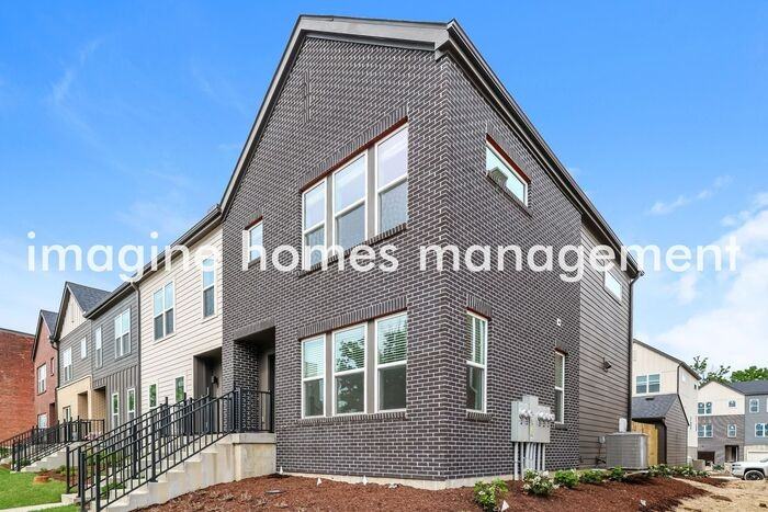 2517 May St - Photo 2 of 32