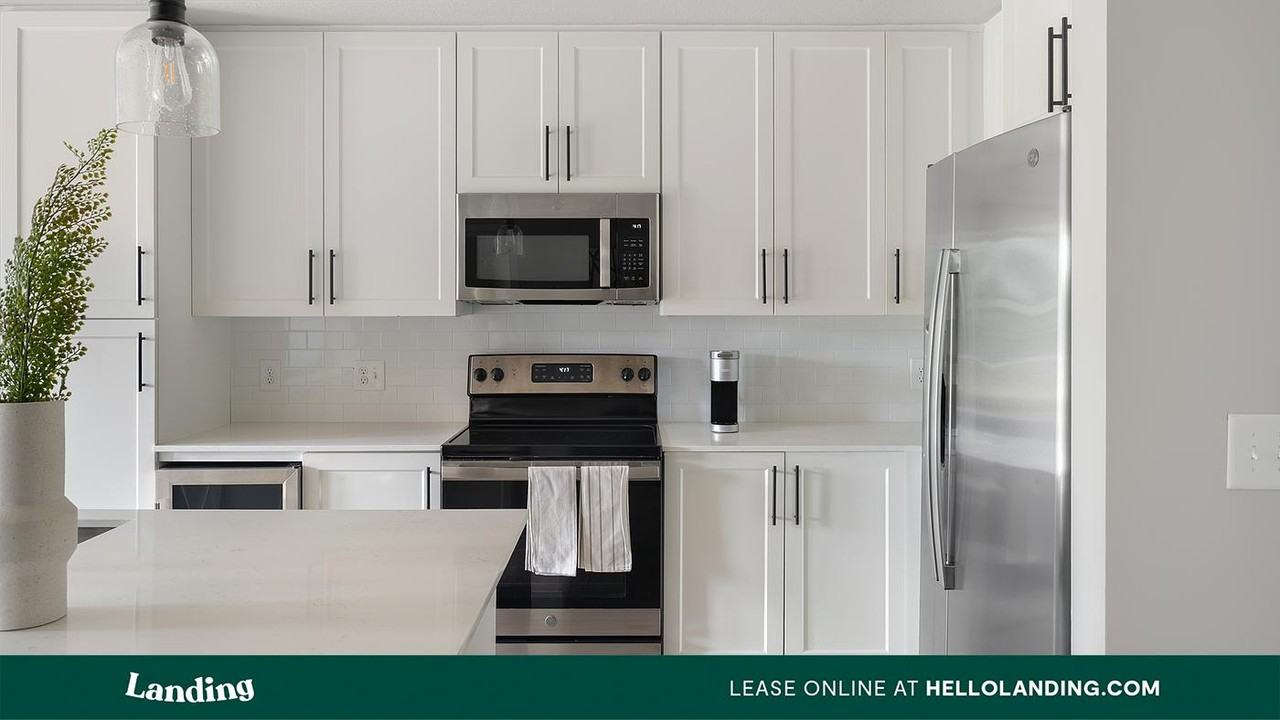 2000 Aureum Drive - Photo 3 of 50