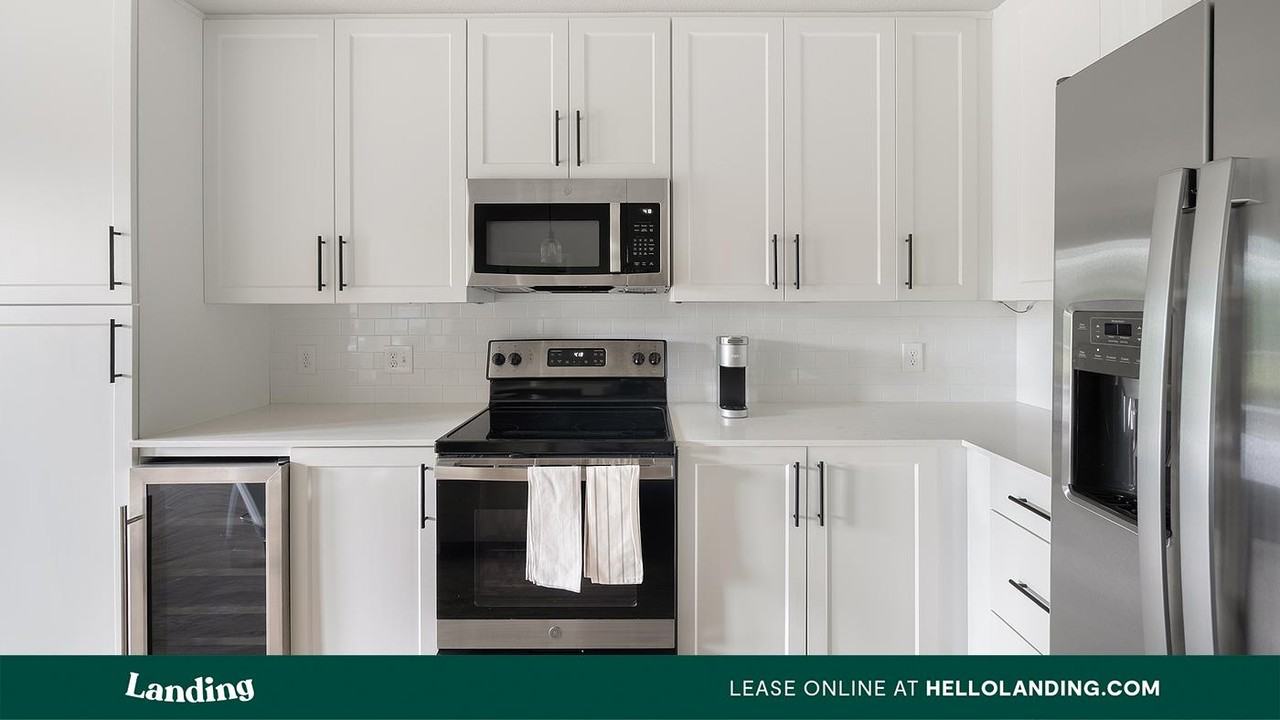 2000 Aureum Drive - Photo 4 of 50
