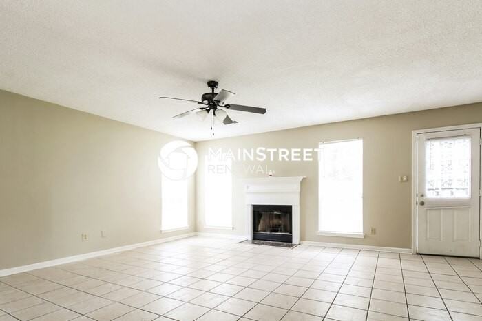 5398 Twin Valley Ln - Photo 4 of 16
