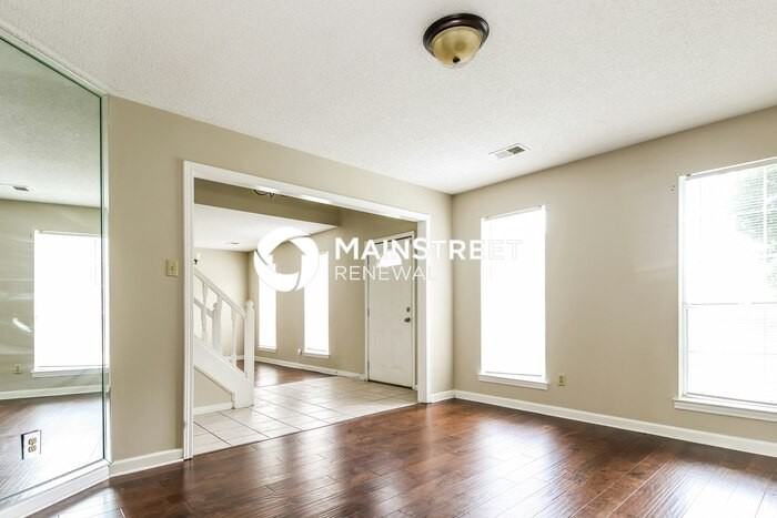 5398 Twin Valley Ln - Photo 6 of 16