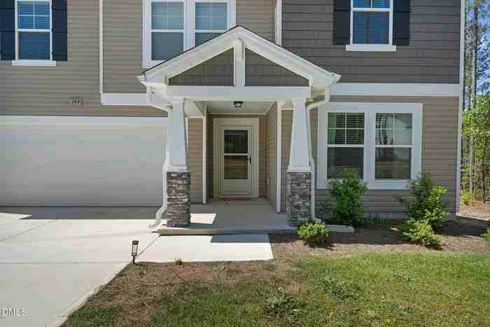 164 Rocking Horse Ln - Photo 3 of 41