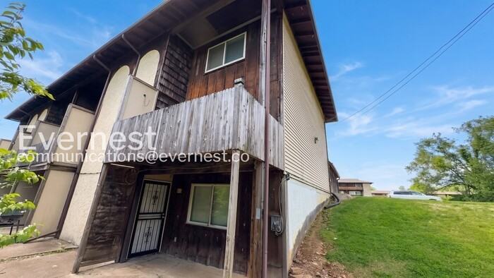 1309 N 76th St - Photo 2 of 27