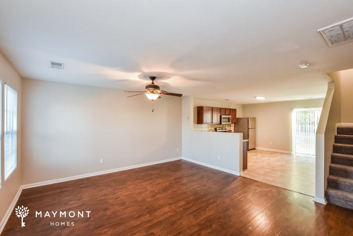 145 Darrow Creek Dr - Photo 5 of 12