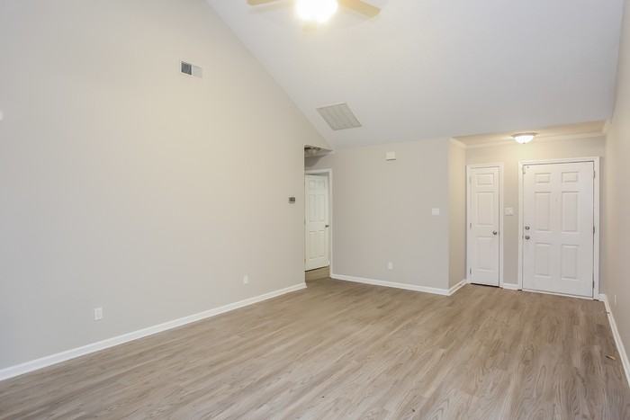 12513 Levins Hall Rd - Photo 5 of 16