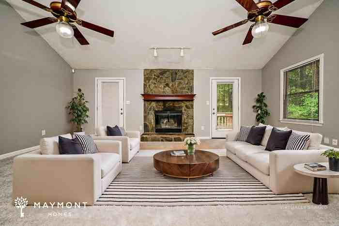 145 Glenloch Pkwy - Photo 5 of 15