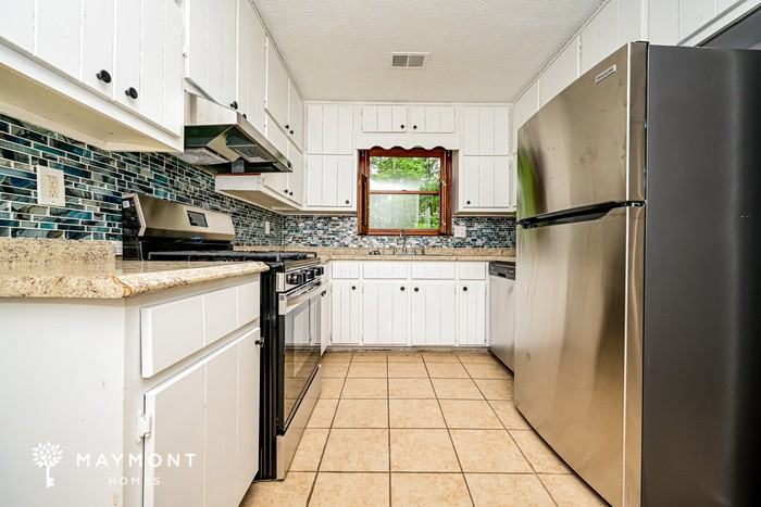145 Glenloch Pkwy - Photo 6 of 15