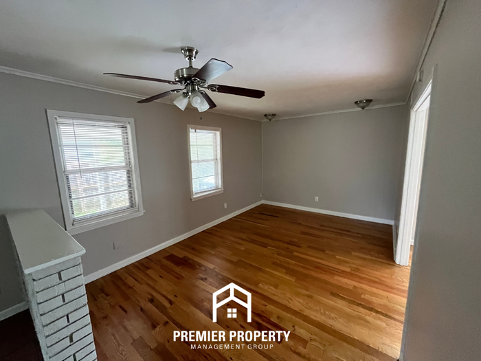 3391 Boxdale St - Photo 5 of 18