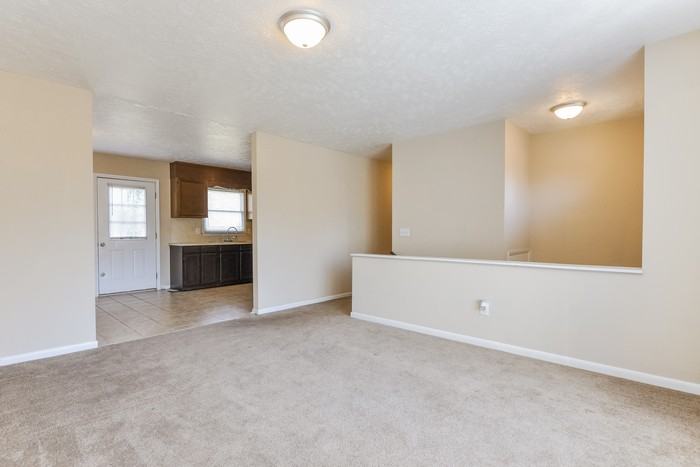 7309 Oak Park Ct - Photo 2 of 7