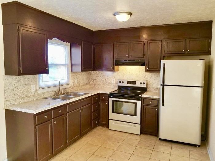 7309 Oak Park Ct - Photo 4 of 7