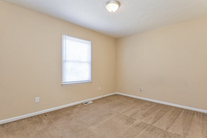 7309 Oak Park Ct - Photo 6 of 7