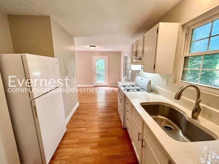 2771 Skyland Dr Ne - Photo 4 of 31